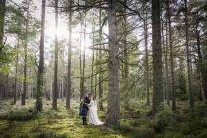 Edinburgh luxury wedding photographers